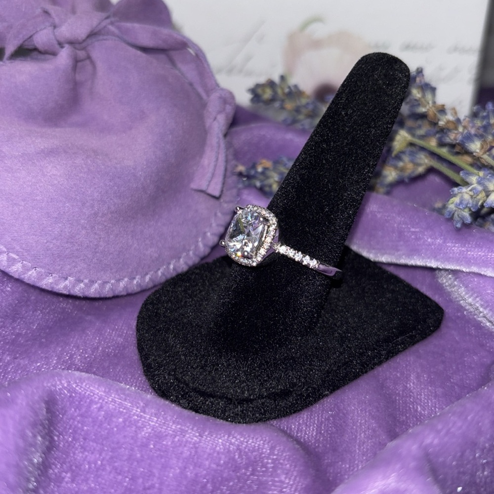 💍 ✈️ 💎 Enchanting Beauty Travel Ring 2.75 Carats W/ Cushion Cut Stunning! #EA40 - Picture 3 of 8